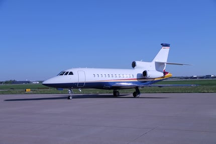 Falcon 900 Paint No N
